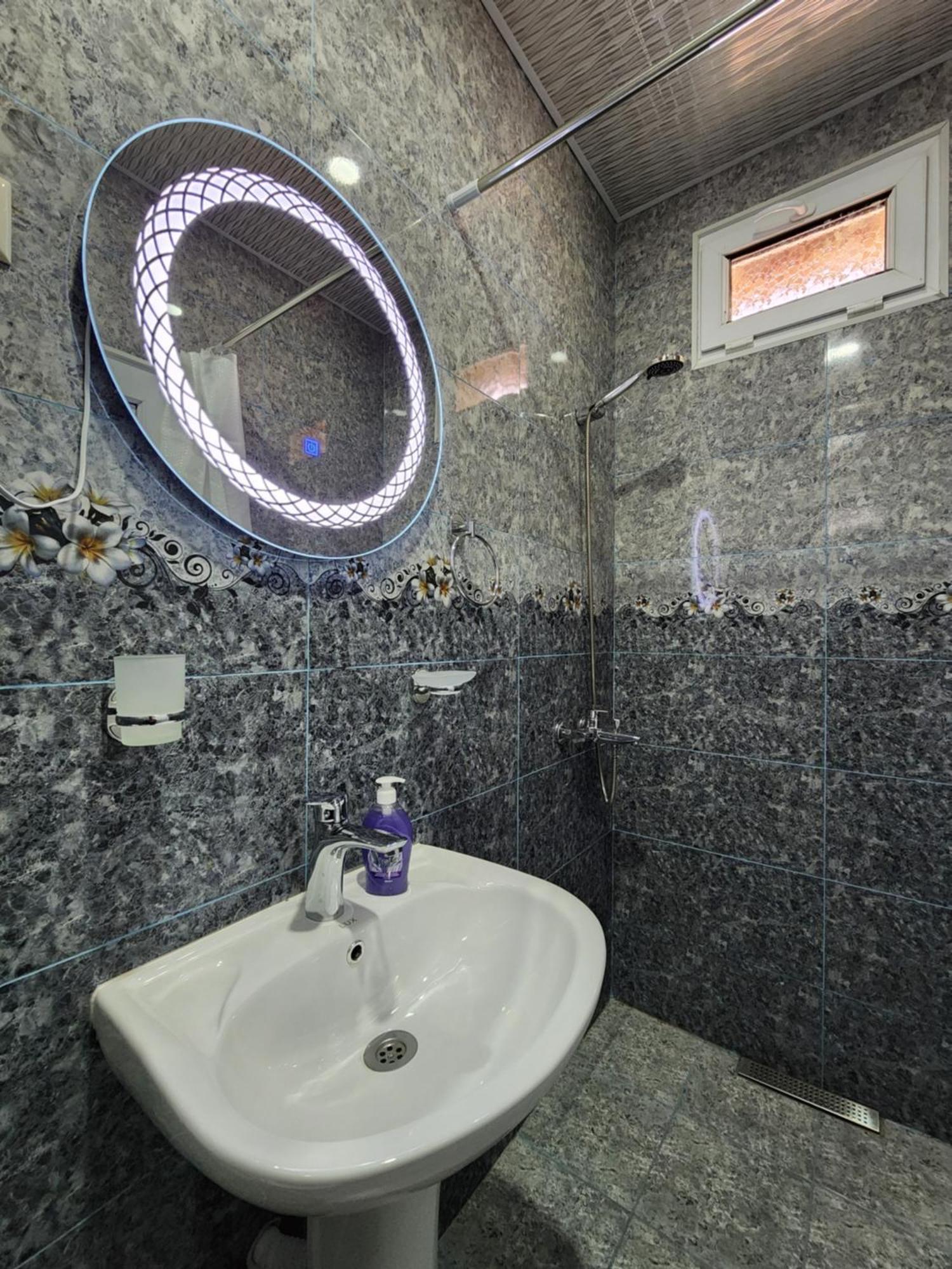 Hostel Panorama In Kutaisi Zewnętrze zdjęcie